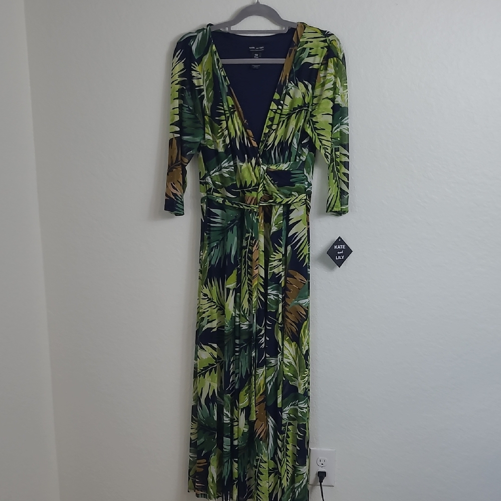 Kate & Lily Green Tropical Print Wrap Maxi Dress